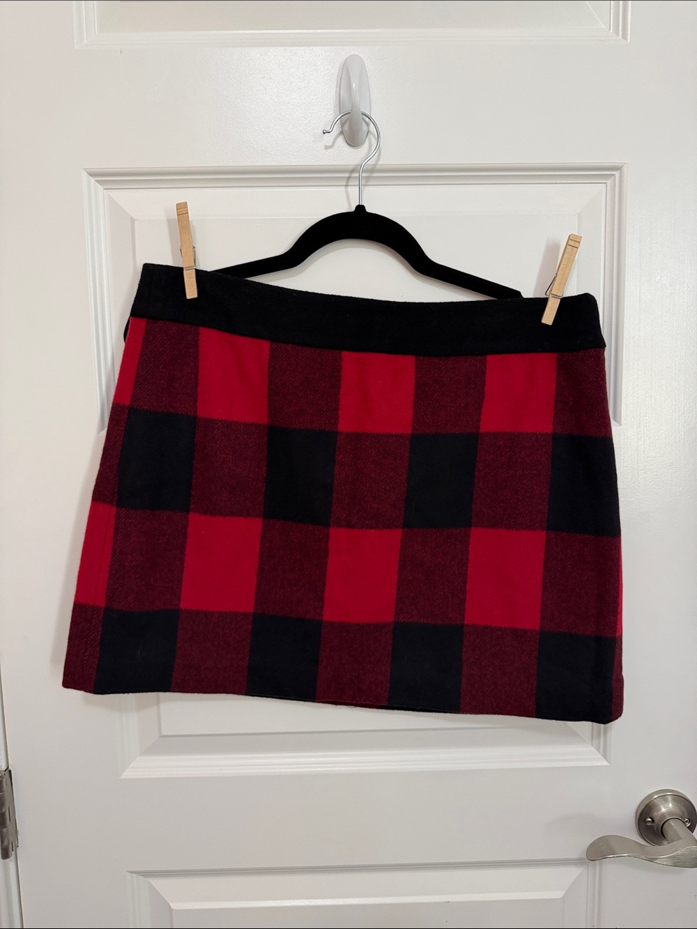 J. Crew Women's Size 10 Red and Black Buffalo Check Wool Mini Skirt with Liner